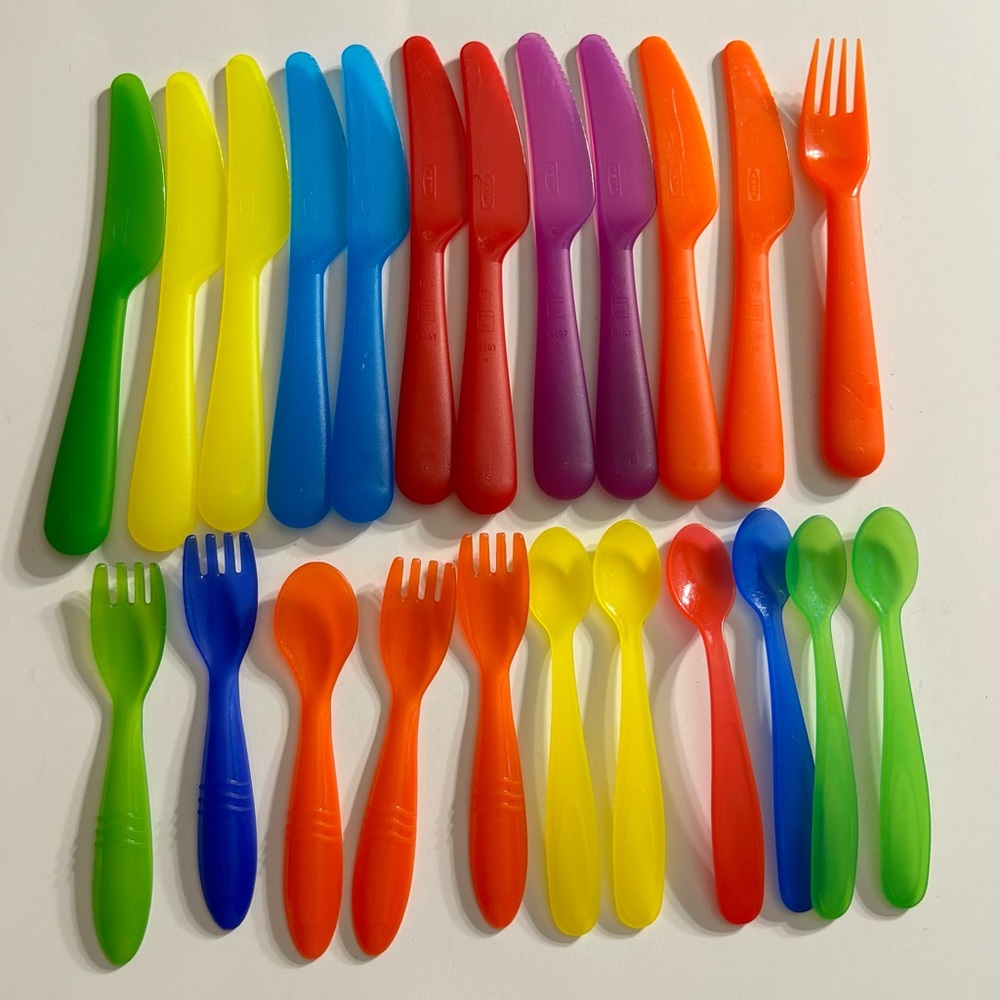 IKEA & FISHER PRICE & API BABY LOT OF KIDS PLASTIC MULTI COLOR CUTLERY TOTAL 23